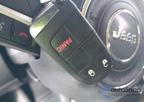 2018 Jeep Renegade Sport 4X4 from USA, damaged, VIN ZACCJBAB3JPJ44589